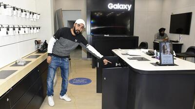 The robbery, which was captured on closed circuit televisions (CCTVs) on the premises, lasted for around 45 minutes in Ludhiana. (Harsimar Pal Singh/HT) The robbery, which was captured on closed circuit televisions (CCTVs) on the premises, lasted for around 45 minutes in Ludhiana. (Harsimar Pal Singh/HT)