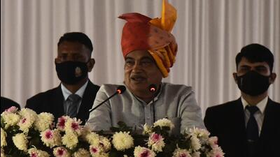 Union transport minister Nitin Gadkari on Wednesday laid the foundation stone of 18 projects to be constructed on the Delhi-Jaipur Highway and also dedicated an underpass at Sirhaul toll plaza, which has been constructed by the National Highways Authority of India (NHAI) on the Delhi-Gurgaon Expressway, to the public. (Vipin Kumar/HT Photo) Union transport minister Nitin Gadkari on Wednesday laid the foundation stone of 18 projects to be constructed on the Delhi-Jaipur Highway and also dedicated an underpass at Sirhaul toll plaza, which has been constructed by the National Highways Authority of India (NHAI) on the Delhi-Gurgaon Expressway, to the public. (Vipin Kumar/HT Photo)