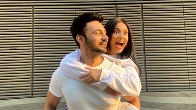 Amrita Rao and RJ Anmol have revealed their real wedding date. Amrita Rao and RJ Anmol have revealed their real wedding date.