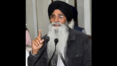 SGPC president Harjinder Singh Dhami termed the recent notification of the Union ministry of civil aviation as an “attack” on Sikh rights, in which, Sikh employees are barred from wearing ‘kirpan’. (HT Photo) SGPC president Harjinder Singh Dhami termed the recent notification of the Union ministry of civil aviation as an “attack” on Sikh rights, in which, Sikh employees are barred from wearing ‘kirpan’. (HT Photo)