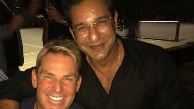 Wasim Akram and Shane Warne in 2017. (Wasim Akram/Twitter) Wasim Akram and Shane Warne in 2017. (Wasim Akram/Twitter)