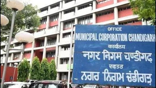 In the officer’s absence, Chandigarh MC’s work, particularly, its attempt to regain the lost prestige in the Swachh Survekshan is being hampered. (HT File Photo)