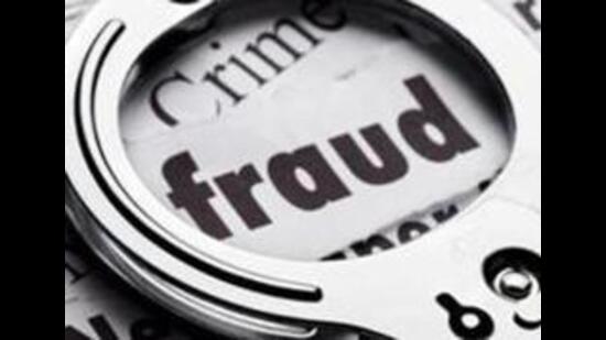 It was discovered that instead of ED officials, it was a bunch of swindlers who had duped Gurpreet and decamped with the cash and mobiles phones after a fake ED raid at Sahnewal dera. (HT Photo/ Representational image)