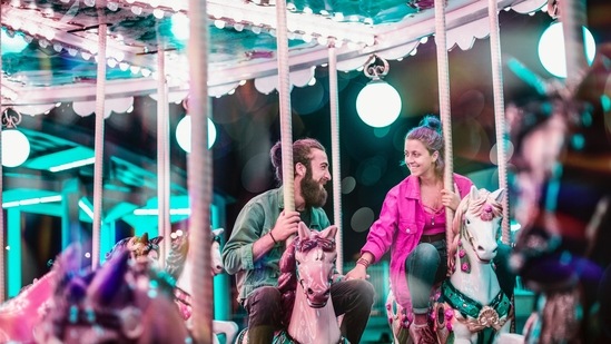 6. Make the most of your time together: Start performing activities that you both enjoy together. It is not necessary to spend every waking moment with your partner in order to keep the relationship alive. However, when you're with them, it's critical that you make the most of every moment. (Photo by sept commercial on Unsplash)