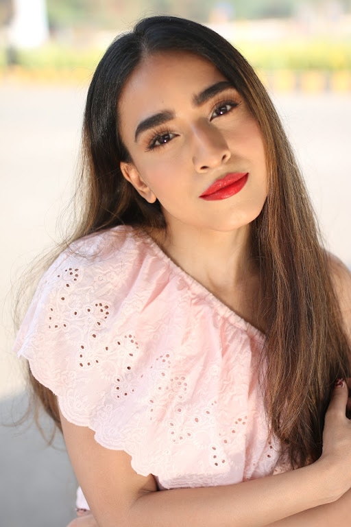 Neha Menghwani-Beauty Content Creator on Trell Neha Menghwani-Beauty Content Creator on Trell