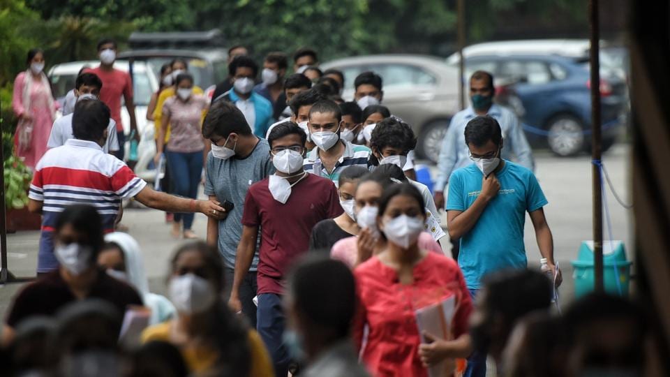 The age limit for applicants belonging to the general category was 25 years, while the same for SC, ST and OBC candidates was 30 years. (HT File Photo/Sanchit Khanna) The age limit for applicants belonging to the general category was 25 years, while the same for SC, ST and OBC candidates was 30 years. (HT File Photo/Sanchit Khanna)