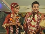 Sara Khan and Ali Merchant got married on Bigg Boss 4.
