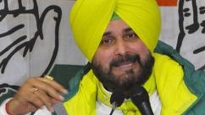 Punjab Congress chief Navjot Sidhu said that responsibility makes one better or bitter, (HT File Photo) (HT_PRINT)