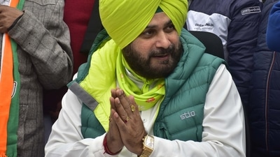Navjot Singh Sidhu is leading from Amritsar East against Shiromani Akali Dal leader Bikram Singh Majithia. Navjot Singh Sidhu is leading from Amritsar East against Shiromani Akali Dal leader Bikram Singh Majithia.