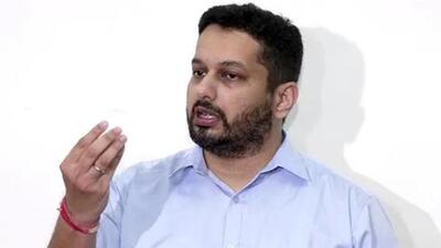 Utpal Parrikar, who is contesting as an Independent from the Panaji assembly constituency is trailing behind BJP’s ‘Babush’ Monserrate with 4,783 votes according to early trends. (HT PHOTO.)