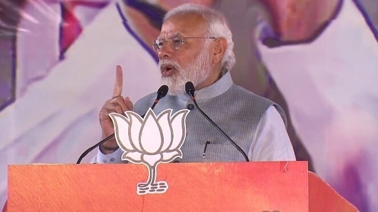 Prime Minister Narendra Modi addresses BJP workers at the party headquarters in New Delhi(ANI)