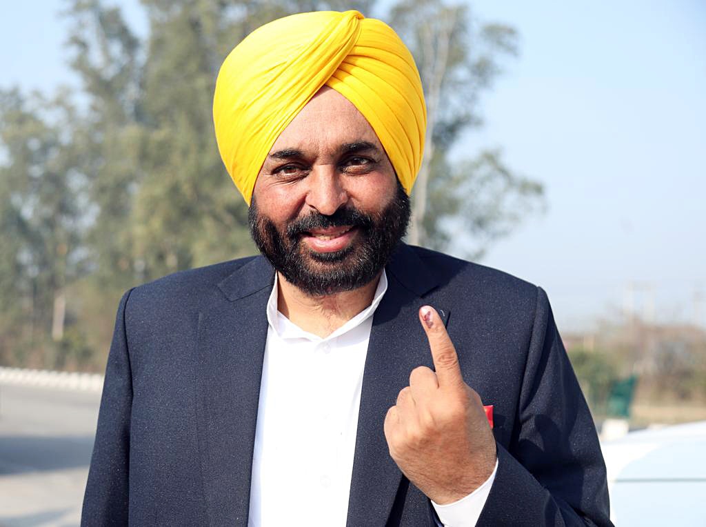 Mann, a stand-up comedian-turned-politician, made his entry into mainstream politics in 2011 with the Punjab People’s Party and lost in the 2012 elections from the Lehragaga constituency. (ANI) Mann, a stand-up comedian-turned-politician, made his entry into mainstream politics in 2011 with the Punjab People’s Party and lost in the 2012 elections from the Lehragaga constituency. (ANI)