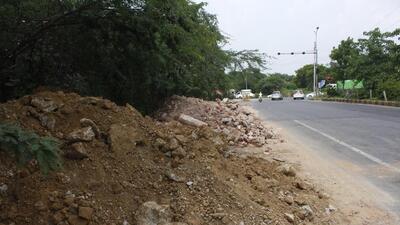 The Delhi-Vadodara section of the 1,350-km-long Delhi-Mumbai Expressway will get blocked due to waterlogging in an important interchange that is being constructed there, say officials. (HT PHOTO)