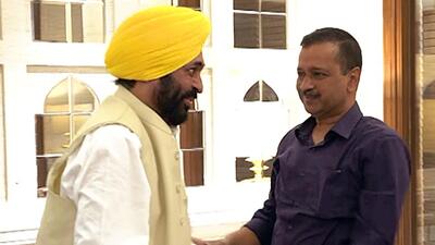 Punjab CM-designate Bhagwant Mann meeting AAP national convener Arvind Kejriwal in New Delhi on Friday. (ANI)