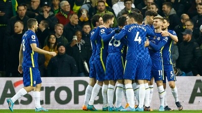 Chelsea's Trevoh Chalobah celebrates scoring their first goal with teammates. (Action Images via Reuters)