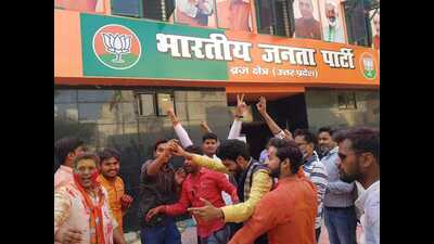 BJP workers celebrating at Braj region office of the party in Agra. (HT) BJP workers celebrating at Braj region office of the party in Agra. (HT)