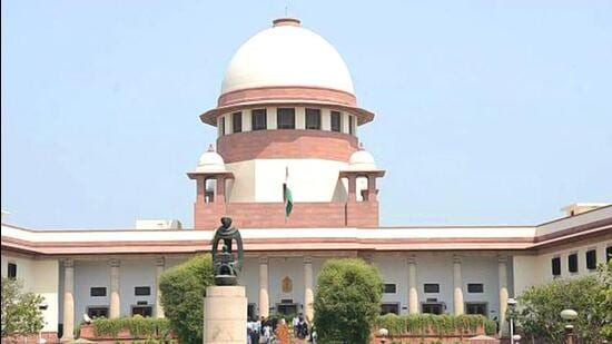 The Supreme Court bench issued notices to the wife, her father and Madhya Pradesh Police, seeking their replies within six weeks.