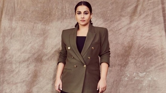 Actor Vidya Balan has kickstarted the promotions of her upcoming film Jalsa in full sartorial power, and the pictures speak for themselves. The star, who loves wearing sarees, switched up her style by opting for elegant and fiery looks. Vidya's latest look in a trendy blazer and a black midi dress backs our claim.(Instagram/@who_wore_what_when)