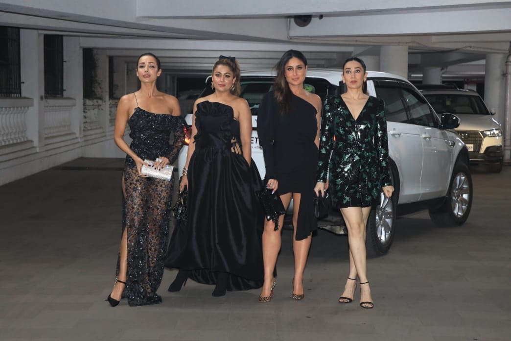 Last month Riteish Sidwani's Bashil Malaika Arora, Amrita Arora, Kareena Kapoor and Karisma Kapoor.  (Varendra Chawla)