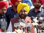 Punjab chief minister-designate Bhagwant Mann speaks to the media after meeting State Governor Banwarilal Purohit to stake claim to form the new government in Punjab.(ANI) Punjab chief minister-designate Bhagwant Mann speaks to the media after meeting State Governor Banwarilal Purohit to stake claim to form the new government in Punjab.(ANI)