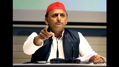 Samajwadi Party (SP) chief Akhilesh Yadav addressing a joint press conference over the EVM security issue at the party office, in Lucknow on Tuesday. (AGENCY)