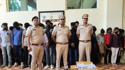 38 arrested from fake call centre 38 arrested from fake call centre