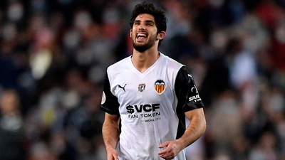 Valencia's Goncalo Guedes. (REUTERS)