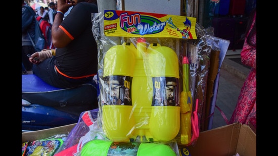 Whether you’re a fan of SRK or PUBG , this market has a lot on offer for you, with its pichkari collection. These start from ₹300. (Photo: Manish Rajput/HT)