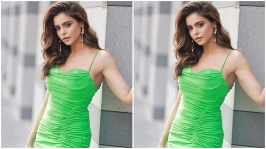 Aamna's casual attires are noteworthy. A few days back, Aamna dropped major cues on how to ace a brunch look in a green slip-in gown.(Instagram/@aamnasharifofficial)