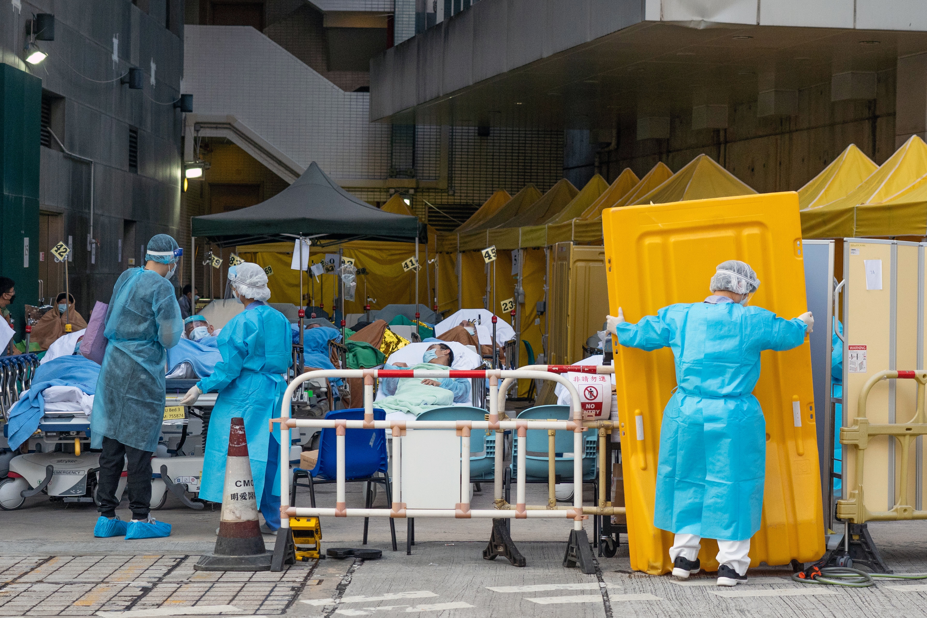 China’s zero Covid policy has involved public health measures, such as contact-tracing, social isolation, mass testing, and lockdowns.(Bloomberg)