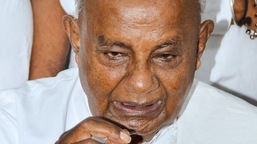 Former prime minister and Janata Dal (Secular) supremo H.D. Deve Gowda speaks at a press conference, in Mangaluru, (File phoot)&nbsp;