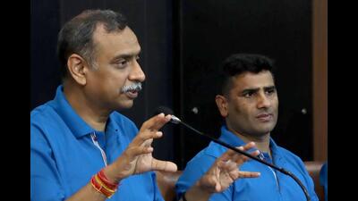 UT director general of police Praveer Ranjan addressing the media at an event at the Chandigarh Press Club in Sector 27 on Sunday. (Keshav SIngh/HT) UT director general of police Praveer Ranjan addressing the media at an event at the Chandigarh Press Club in Sector 27 on Sunday. (Keshav SIngh/HT)