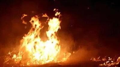Bihar has witnessed back-to-back high intensity blasts in unlicensed firecracker manufacturing units located in densely populated areas of Bhagalpur and Gopalganj within a fortnight. (Representational Image) Bihar has witnessed back-to-back high intensity blasts in unlicensed firecracker manufacturing units located in densely populated areas of Bhagalpur and Gopalganj within a fortnight. (Representational Image)