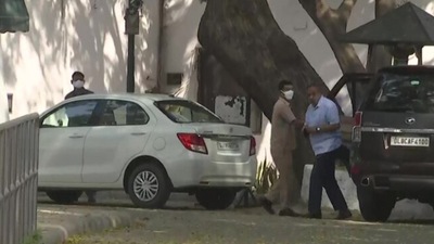 Several Congress MPs reached 10 Janpath on Sunday. (ANI) (ANI)