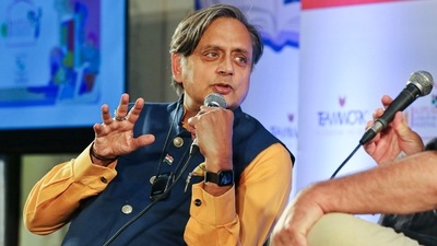 G-23 leaders, including Shashi Tharoor, are sending messages of reforms and revival on Sunday as Congress Working Committee meets. (PTI) G-23 leaders, including Shashi Tharoor, are sending messages of reforms and revival on Sunday as Congress Working Committee meets. (PTI)