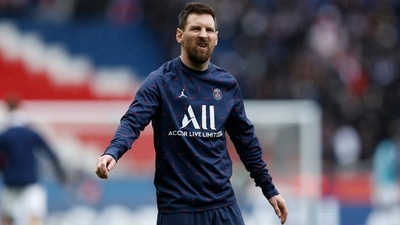 Paris St Germain's Lionel Messi during a warm up session (REUTERS)