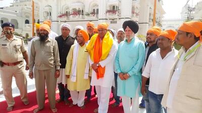 VIP president and Bihar minister Mukesh Sahani visits the atna Saheb Gurdwara on Sunday. (Santosh Kumar/HT Photo) VIP president and Bihar minister Mukesh Sahani visits the atna Saheb Gurdwara on Sunday. (Santosh Kumar/HT Photo)