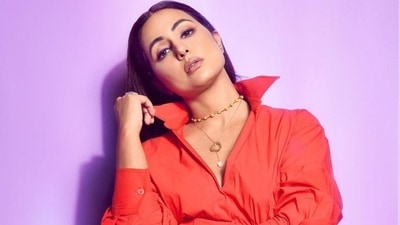 Hina Khan feels 'fearless, sexy, divine' doing tough Pilates routine in new gym video: Watch here Hina Khan feels 'fearless, sexy, divine' doing tough Pilates routine in new gym video: Watch here