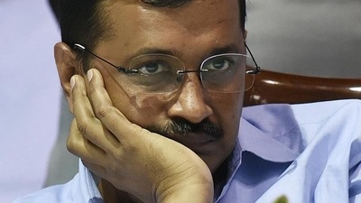 After MCD poll debacle, Delhi chief minister Arvind Kejriwal is trying to become more accessible to his MLAs. (Raj K Raj /HT Photo) After MCD poll debacle, Delhi chief minister Arvind Kejriwal is trying to become more accessible to his MLAs. (Raj K Raj /HT Photo)
