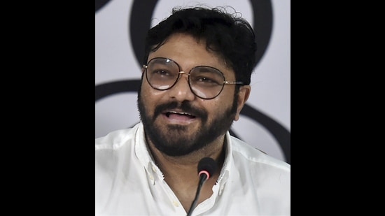 Shatrughan Sinha will be the Trinamool Congress party’s candidate in the Asansol Lok Sabha seat in West Burdwan district that former BJP minister Babul Supriyo vacated (PTI)