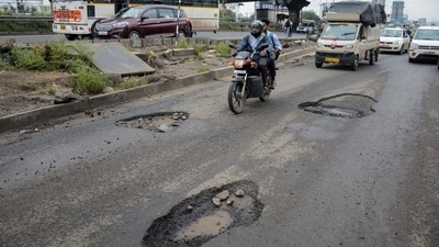 The ward committee rules state that the corporator must ensure follow-up of the grievances and “Action Taken” reports should be presented. (Milind Saurkar/HT Photo)