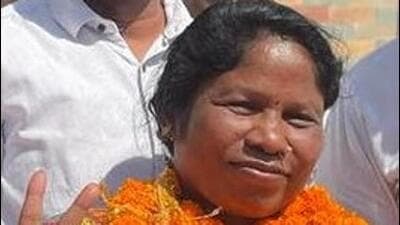 In the tribal-dominated Sundargarh district, the BJD chose Kunti Pradhan who makes a living out of tailoring as well as training SHG members on making aachar and papad. (HT PHOTO.) In the tribal-dominated Sundargarh district, the BJD chose Kunti Pradhan who makes a living out of tailoring as well as training SHG members on making aachar and papad. (HT PHOTO.)