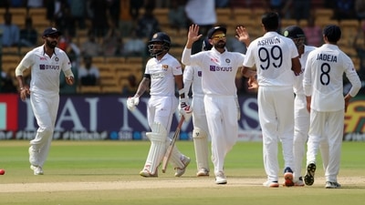 Bengaluru, Mar 14 (ANI): India's Ravichandran Ashwin celebrates the dismissal of Sri Lanka's Kusal Mendis on the 3rd day of the second test match between India and Sri Lanka, at M.Chinnaswamy Stadium, in Bengaluru on Monday. (ANI Photo)

 (Surjeet Kumar)