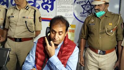 Former Maharashtra home minister Anil Deshmukh sought bail on the ground that there was a clear contradiction in dismissed Mumbai police officer Sachin Vaze’s statements. (HT Photo) Former Maharashtra home minister Anil Deshmukh sought bail on the ground that there was a clear contradiction in dismissed Mumbai police officer Sachin Vaze’s statements. (HT Photo)