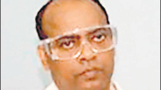 Professor Narayan Pradhan’s research work focused on understanding the chemistry and physics of light-emitting semiconductor nanocrystals. (HT Photo) Professor Narayan Pradhan’s research work focused on understanding the chemistry and physics of light-emitting semiconductor nanocrystals. (HT Photo)