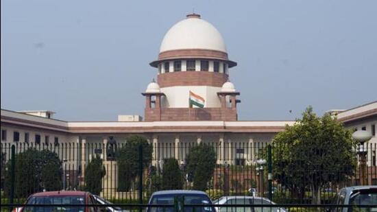 It was on June 30 last year that the top court directed that those who died due to Covid-19 will be entitled to ex-gratia compensation under the Disaster Management Act, 2005. (HT PHOTO.)