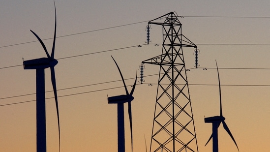 FILE PHOTO: For the week till Mar 20, power will be cut till as late as 10 p.m. in areas like Malleswaram, Vidhana Soudha, Jayanagar, Koramangala, Indiranagar, Kanakpura, Kengeri, Whitefield division and Rajajinagar etc. for maintenance works. REUTERS/David Moir/File Photo(REUTERS)