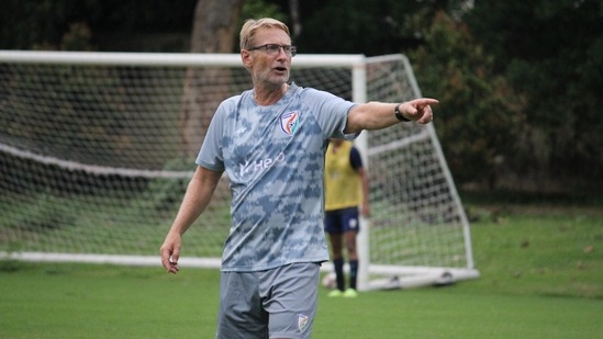 India coach Thomas Dennerby (Twitter/IndianFootball)