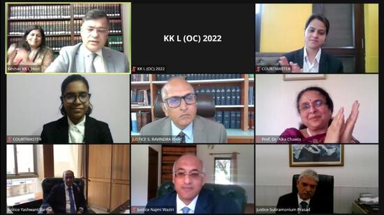Justice S Ravindra Bhat addresses the moot court event on Sunday. (HT) Justice S Ravindra Bhat addresses the moot court event on Sunday. (HT)