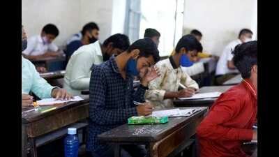 Students of MES Bhave High School appear for the SSC exam on Tuesday. (Rahul Raut/HT PHOTO)